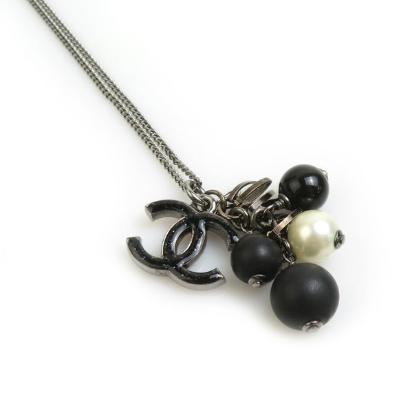 CHANEL Authentic Black Pearl Logo Necklace